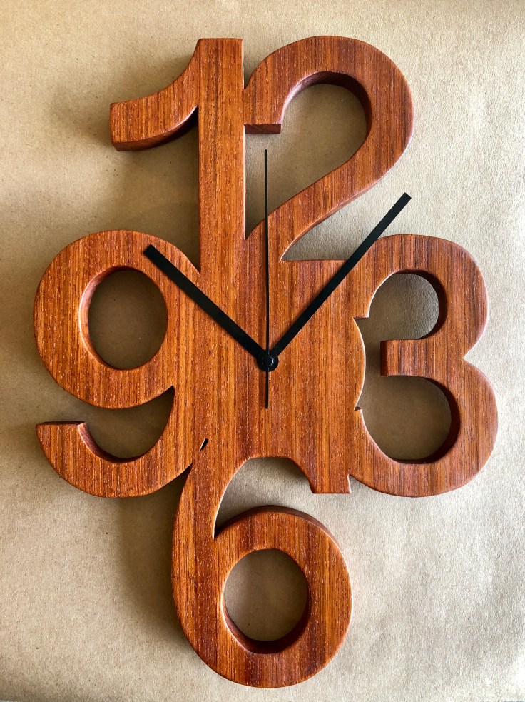 Clock Jatoba